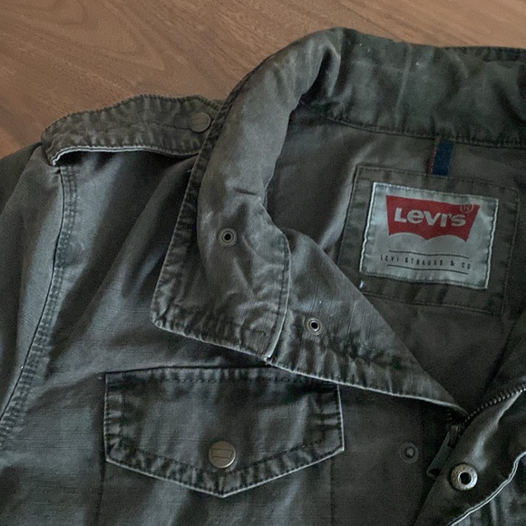 Levi’s Men’s Military Jacket with Hidden Hood. Size XL. - Picture 4 of 7